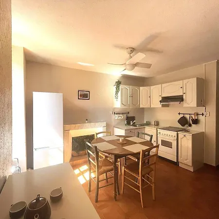 Duplex Au Coeur Du Village شقة